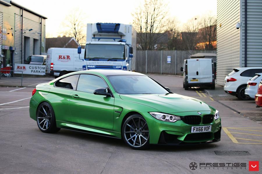  BMW M4 Coupe on Vossen Wheels (VFS1) 2016 года  (фото 16 из 22)